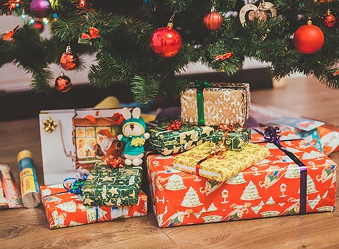 Best Services for Sending Christmas Gifts to Pakistan from UK